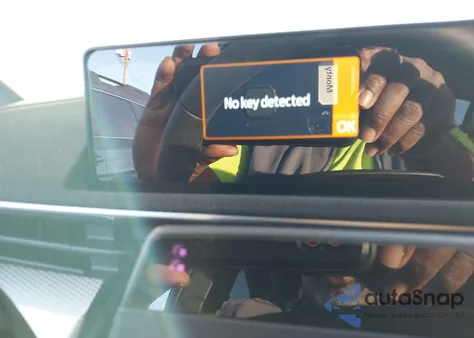 2023 Ford Mustang Mach-E Select z USA, uszkodzony, nr VIN 3FMTK1R45PMA66436